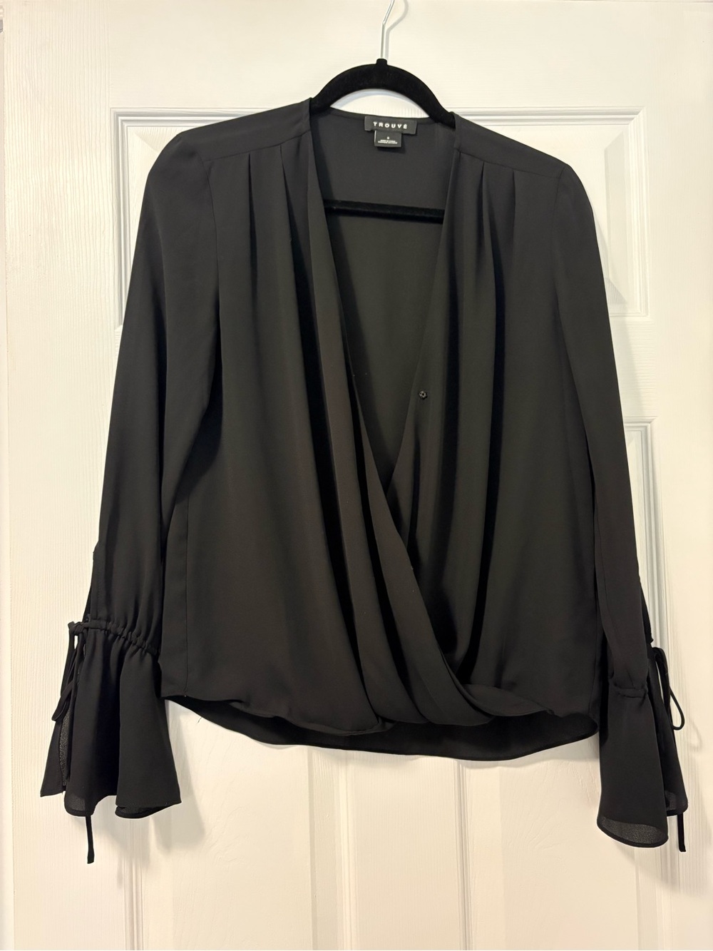 Trouve Nordstrom S small blouse black